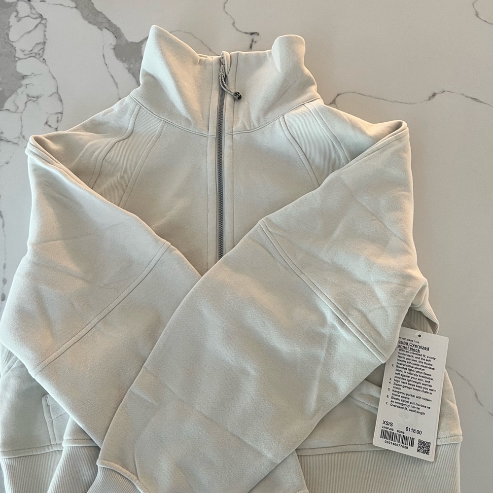 Lululemon Scuba